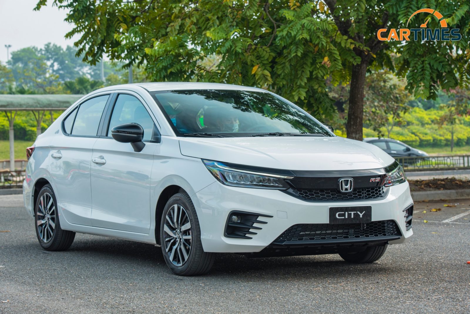 XE LƯỚT CHÍNH HÃNG HONDA CITY RS 2021 MÀU TRẮNG