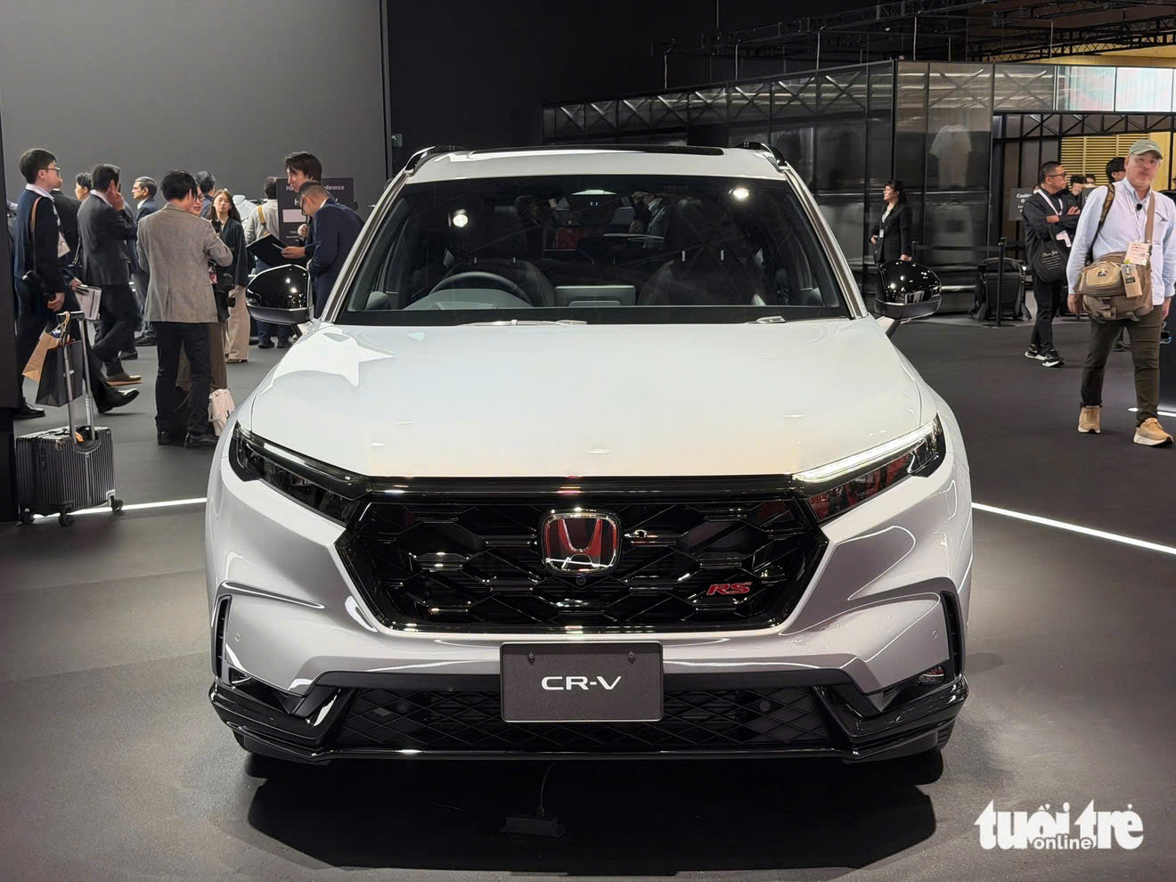 z7319007916849 d7aec2362cc090d112a851a78ae374e3 Honda CR-V e:HEV bản nâng cấp sẽ ra mắt tại Việt Nam đầu năm 2026