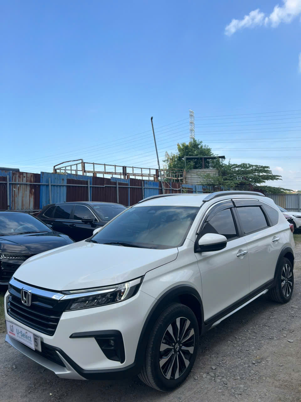 XE LƯỚT CHÍNH HÃNG HONDA BRV L MÀU TRẮNG SẢN XUẤT NĂM 2023